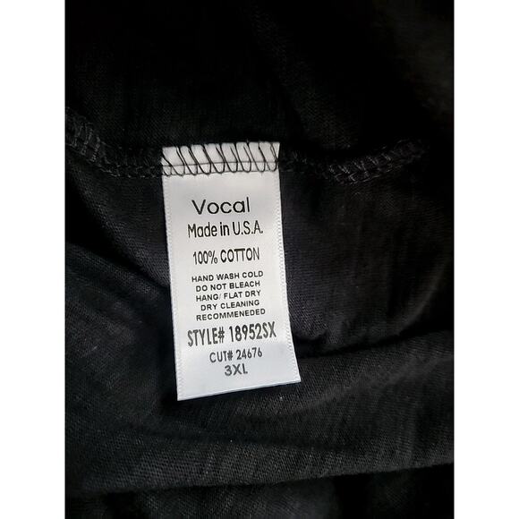 Vocal Womens Size 3 XL Black Tshirt With Metal Stud Skull Design - Picture 5 of 5